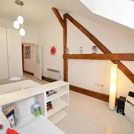 Studio Apartment White Zagreb Exterior photo