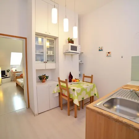 Studio Apartment White Zagreb Exterior photo